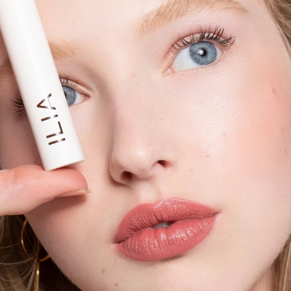 NIB ILIA LIMITLESS LASH MASCARA .1 Oz  After Midnight Black 3g NWT Travel Ounce - Picture 2 of 3